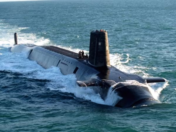 Anh khẳng định vẫn mua 4 tàu ngầm hạt nhân Trident mới ảnh 1