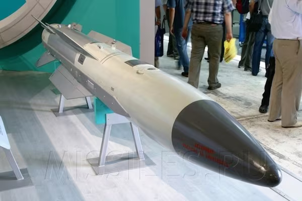 Nga trình làng 2 tên lửa không đối đất mới cho tiêm kích T-50 ảnh 2