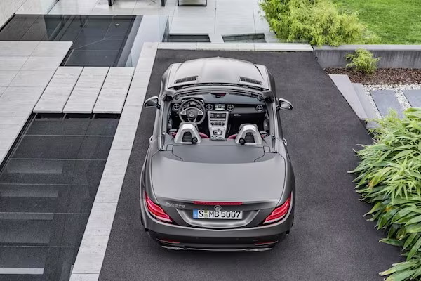 Chiêm ngưỡng ảnh đẹp long lanh của Mercedes SLC 2017 mui trần ảnh 7 Chiêm ngưỡng ảnh đẹp long lanh của Mercedes SLC 2017 mui trần ảnh 7