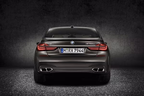 BMW M760i xDrive 2017 siêu sang trọng chính thức xuất hiện ảnh 4