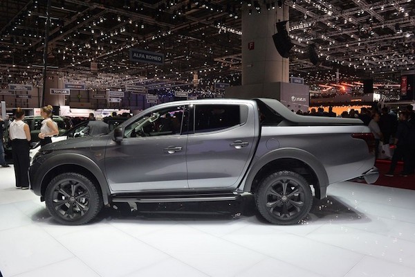 Xe bán tải Fiat Fullback: Thiết kế thể thao, bắt mắt ảnh 9 Xe bán tải Fiat Fullback: Thiết kế thể thao, bắt mắt ảnh 9