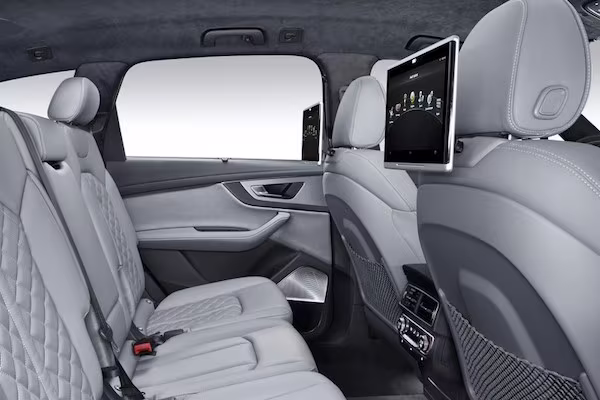 Audi SQ7 TDI: SUV chạy diesel mạnh mẽ nhất thế giới ảnh 7 Audi SQ7 TDI: SUV chạy diesel mạnh mẽ nhất thế giới ảnh 7