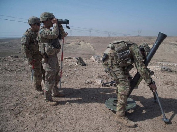 Lính liên minh nhảy dù xuống khu vực gần thành phố Raqqa ảnh 1 Lính liên minh nhảy dù xuống khu vực gần thành phố Raqqa ảnh 1