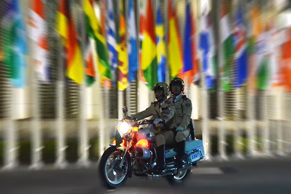 Xem Công an Hà Nội dẫn đoàn, đảm bảo an ninh Lễ Khai mạc IPU 132 ảnh 2