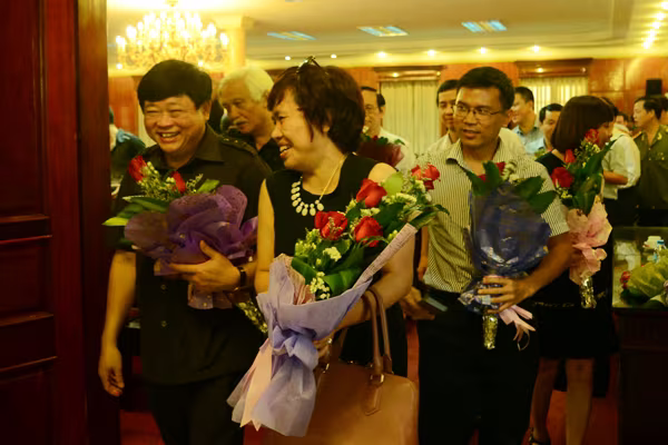 Chân tình buổi gặp mặt thân mật giữa CATP Hà Nội với lãnh đạo các cơ quan báo chí ảnh 12 Chân tình buổi gặp mặt thân mật giữa CATP Hà Nội với lãnh đạo các cơ quan báo chí ảnh 12