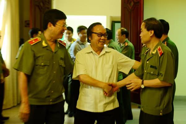 Chân tình buổi gặp mặt thân mật giữa CATP Hà Nội với lãnh đạo các cơ quan báo chí ảnh 7 Chân tình buổi gặp mặt thân mật giữa CATP Hà Nội với lãnh đạo các cơ quan báo chí ảnh 7