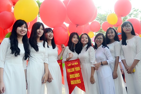 Hãy luôn ấp ủ ước mơ cao đẹp, khát khao cống hiến cho Tổ quốc ảnh 11 Hãy luôn ấp ủ ước mơ cao đẹp, khát khao cống hiến cho Tổ quốc ảnh 11