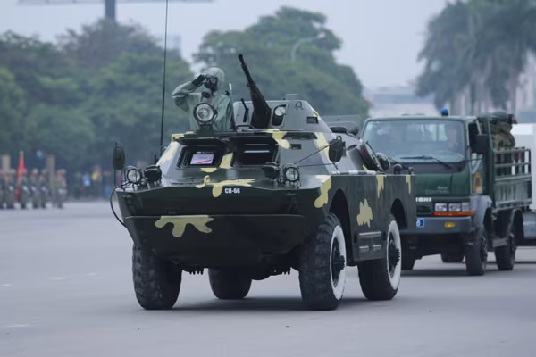 Trực thăng và dàn xe khủng tham gia bảo vệ Đại hội Đảng XII ảnh 9 Trực thăng và dàn xe khủng tham gia bảo vệ Đại hội Đảng XII ảnh 9