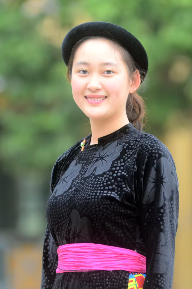 Những "bông hoa" tuyệt đẹp nơi lưng chừng mây núi ảnh 7 Những "bông hoa" tuyệt đẹp nơi lưng chừng mây núi ảnh 7