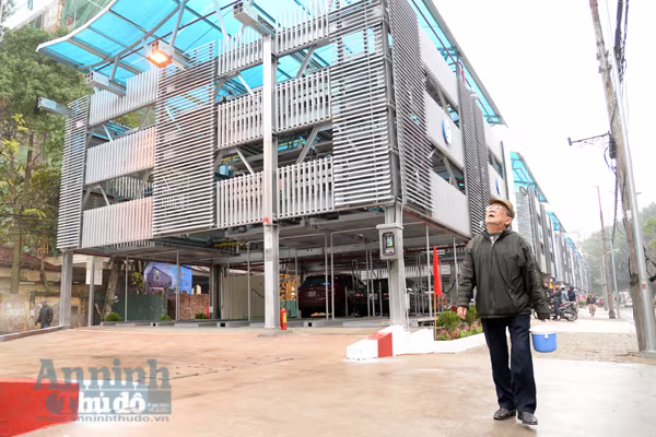 Cận cảnh điểm đỗ xe bằng giàn thép hiện đại bậc nhất Thủ đô ảnh 11