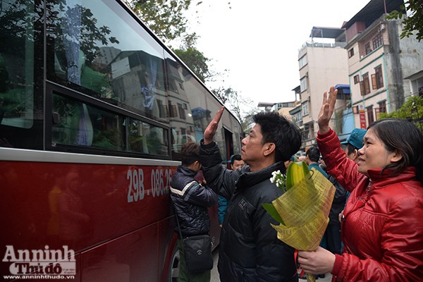 Tuổi trẻ Thủ đô náo nức lên đường thực hiện nghĩa vụ thiêng liêng với Tổ quốc ảnh 14 Tuổi trẻ Thủ đô náo nức lên đường thực hiện nghĩa vụ thiêng liêng với Tổ quốc ảnh 14