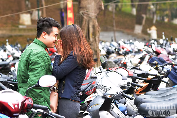 Tuổi trẻ Thủ đô náo nức lên đường thực hiện nghĩa vụ thiêng liêng với Tổ quốc ảnh 7 Tuổi trẻ Thủ đô náo nức lên đường thực hiện nghĩa vụ thiêng liêng với Tổ quốc ảnh 7