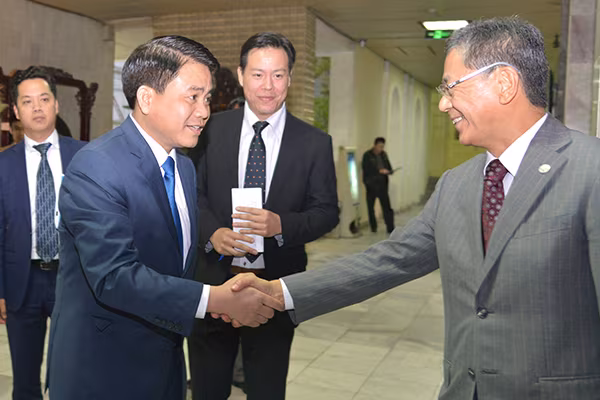 Lãnh đạo TP Hà Nội tiếp Đại sứ đặc mệnh toàn quyền Nhật Bản tại Việt Nam ảnh 2 Lãnh đạo TP Hà Nội tiếp Đại sứ đặc mệnh toàn quyền Nhật Bản tại Việt Nam ảnh 2