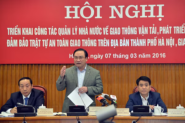 Giải quyết hiệu quả, lâu dài những vấn đề bức xúc của giao thông Thủ đô ảnh 1 Giải quyết hiệu quả, lâu dài những vấn đề bức xúc của giao thông Thủ đô ảnh 1