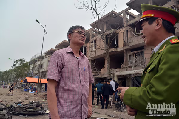 Khẩn trương ổn định cuộc sống người dân sau vụ nổ ở khu đô thị Văn Phú, Hà Nội ảnh 6