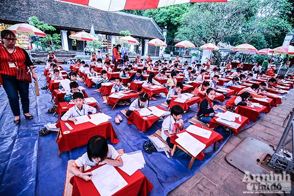 Ấn tượng với cuộc thi tài "Trạng Nguyên nhỏ tuổi" ảnh 1 Ấn tượng với cuộc thi tài "Trạng Nguyên nhỏ tuổi" ảnh 1