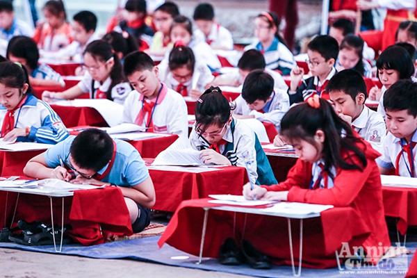 Ấn tượng với cuộc thi tài "Trạng Nguyên nhỏ tuổi" ảnh 5 Ấn tượng với cuộc thi tài "Trạng Nguyên nhỏ tuổi" ảnh 5