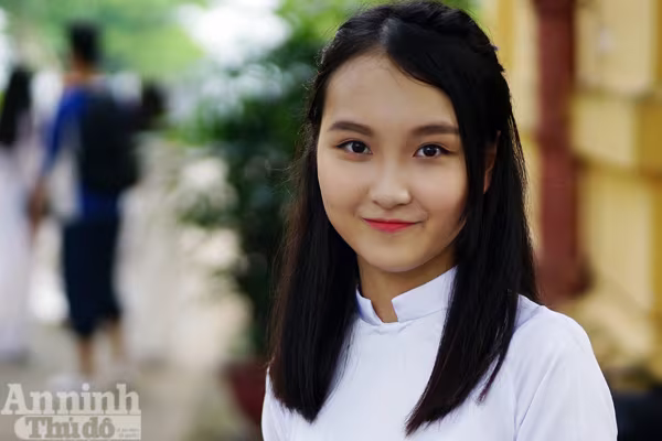Ngắm nữ sinh Hà Nội rạng ngời trong ngày khai giảng ảnh 4 Ngắm nữ sinh Hà Nội rạng ngời trong ngày khai giảng ảnh 4