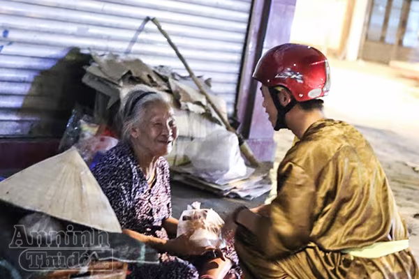 Có một Trung thu ấm áp yêu thương giữa lòng Hà Nội ảnh 5