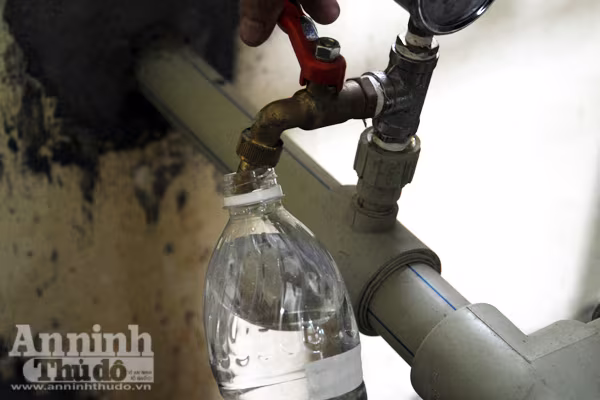 Cận cảnh công nghệ xử lý nước hồ và lọc nước uống được tại vòi được đặt hàng riêng cho Hà Nội ảnh 9