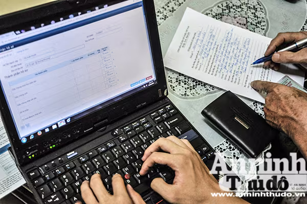 Chuyện những công dân điện tử ở phường Hạ Đình ảnh 8