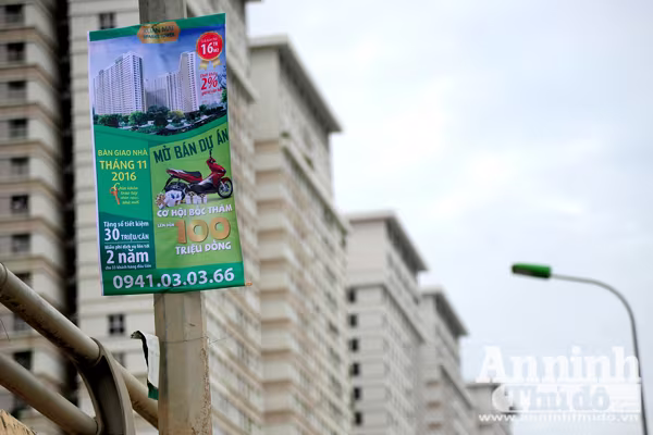 Chung cư, biêt thự đua nhau "trèo" cột điện mời gọi người mua ảnh 5 Chung cư, biêt thự đua nhau "trèo" cột điện mời gọi người mua ảnh 5