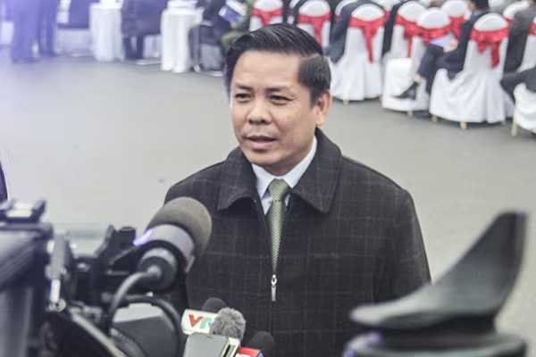 Phát hiện người tâm thần cũng có giấy phép lái xe! ảnh 2