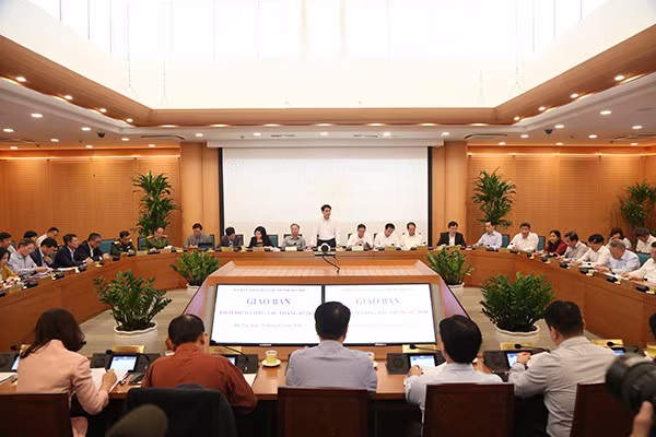 Hà Nội yêu cầu Sở KH-ĐT chấn chỉnh lề lối, tác phong của cán bộ, công chức tiếp dân ảnh 1 Hà Nội yêu cầu Sở KH-ĐT chấn chỉnh lề lối, tác phong của cán bộ, công chức tiếp dân ảnh 1