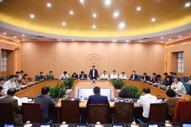 Hà Nội: Vô tình tiếp xúc với trường hợp F1, một số cán bộ phường phải cách ly ảnh 1 Hà Nội: Vô tình tiếp xúc với trường hợp F1, một số cán bộ phường phải cách ly ảnh 1