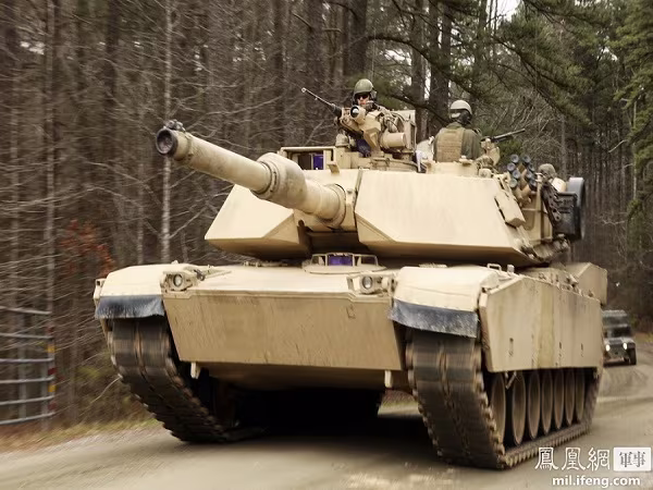Cận cảnh siêu tăng M1-A1 Abrams huấn luyện bắn đạn phá giáp ảnh 1 Cận cảnh siêu tăng M1-A1 Abrams huấn luyện bắn đạn phá giáp ảnh 1