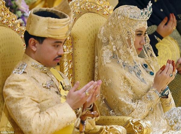 Toàn cảnh lễ cưới cực kỳ xa hoa của Hoàng tử Brunei ảnh 3 Toàn cảnh lễ cưới cực kỳ xa hoa của Hoàng tử Brunei ảnh 3