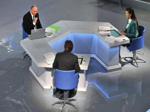 Những lần truyền hình trực tuyến “kinh điển” của Tổng thống Putin ảnh 1 Những lần truyền hình trực tuyến “kinh điển” của Tổng thống Putin ảnh 1