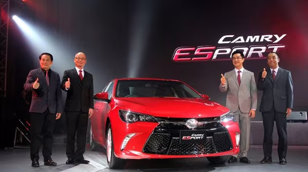 Toyota Camry mang dáng dấp thể thao ảnh 1 Toyota Camry mang dáng dấp thể thao ảnh 1