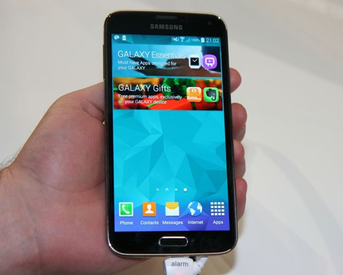 Samsung Galaxy S5 Neo - "hậu duệ" của Galaxy S5 ảnh 2 Samsung Galaxy S5 Neo - "hậu duệ" của Galaxy S5 ảnh 2