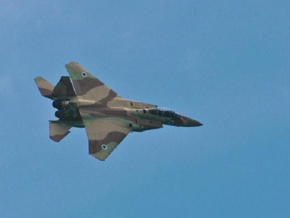 Máy bay chiến đấu Israel bị bắn hạ trên bầu trời Syria ảnh 1 Máy bay chiến đấu Israel bị bắn hạ trên bầu trời Syria ảnh 1