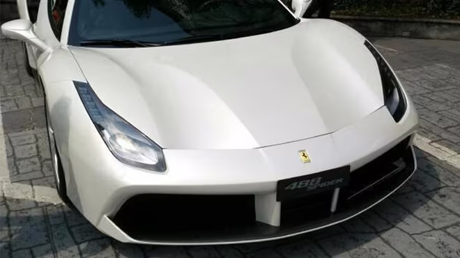 Ferrari 488 Spider bất ngờ lộ diện trước ngày ra mắt ảnh 4 Ferrari 488 Spider bất ngờ lộ diện trước ngày ra mắt ảnh 4