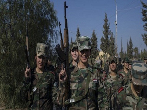 Hình ảnh tiểu đoàn nữ binh Syria khiến phiến quân khủng bố khiếp vía ảnh 1 Hình ảnh tiểu đoàn nữ binh Syria khiến phiến quân khủng bố khiếp vía ảnh 1