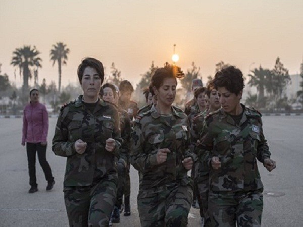 Hình ảnh tiểu đoàn nữ binh Syria khiến phiến quân khủng bố khiếp vía ảnh 8 Hình ảnh tiểu đoàn nữ binh Syria khiến phiến quân khủng bố khiếp vía ảnh 8