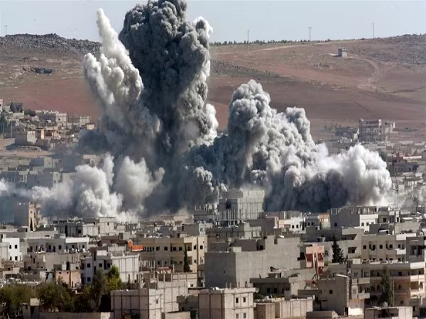 Nga: Các vụ không kích của Mỹ khiến hàng trăm thường dân Syria thương vong ảnh 1 Nga: Các vụ không kích của Mỹ khiến hàng trăm thường dân Syria thương vong ảnh 1