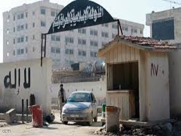 IS "bỏ của chạy lấy người" vì hãi các đợt không kích  ảnh 1 IS "bỏ của chạy lấy người" vì hãi các đợt không kích  ảnh 1