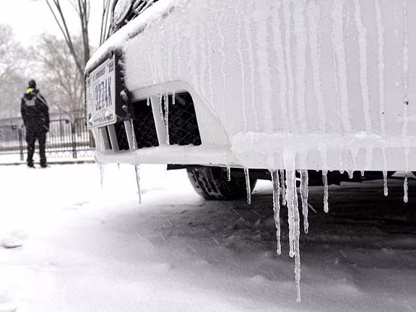 Mỹ chìm trong bão tuyết lớn nhất trong lịch sử ảnh 6