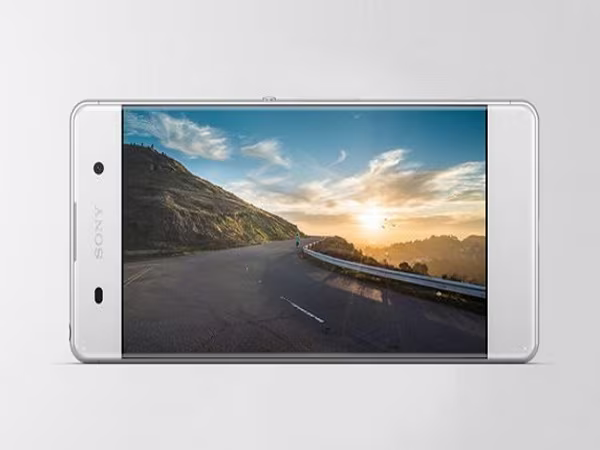 Sony Xperia XA ra mắt: Màn hình 5 inch, thiết kế sang trọng ảnh 5 Sony Xperia XA ra mắt: Màn hình 5 inch, thiết kế sang trọng ảnh 5