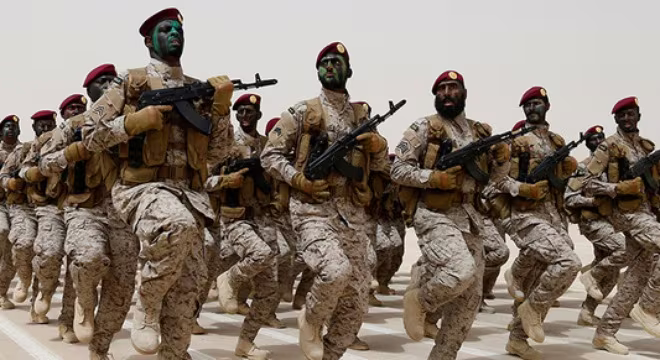 Ả Rập Saudi sắm vũ khí nhiều nhất khu vực để làm gì? ảnh 1