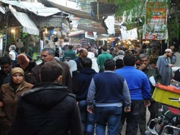 Cảnh hiếm thấy: Người dân tấp nập đi chợ tại Damascus ảnh 9