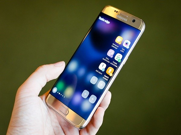 Galaxy S7 và S7 edge trang bị cảm biến chống nước qua cổng USB? ảnh 1 Galaxy S7 và S7 edge trang bị cảm biến chống nước qua cổng USB? ảnh 1