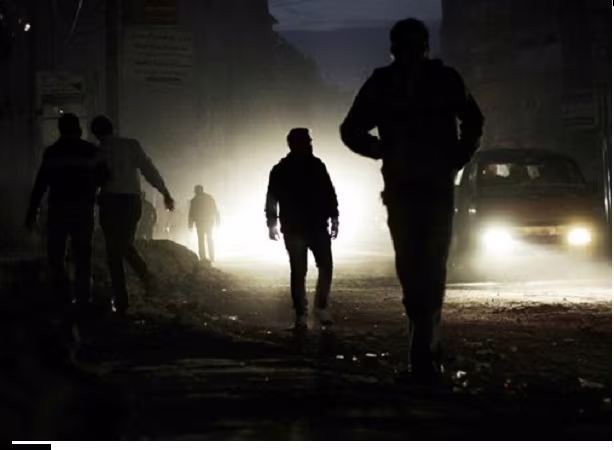 Toàn Syria bất ngờ chìm trong bóng tối vì bị mất điện  ảnh 1 Toàn Syria bất ngờ chìm trong bóng tối vì bị mất điện  ảnh 1