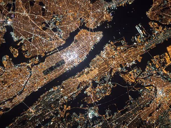 Ngắm vẻ đẹp mê hồn của Trái Đất từ không gian ảnh 2 Ngắm vẻ đẹp mê hồn của Trái Đất từ không gian ảnh 2