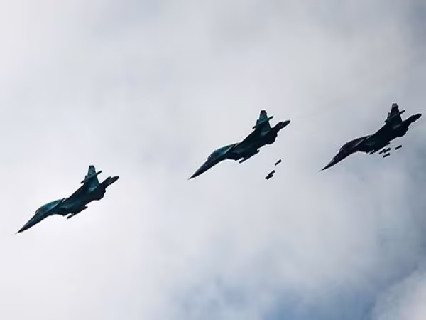 Không quân Nga, Syria giáng đòn chí tử vào các vị trí IS gần Qaryatayn, Palmyra ảnh 1