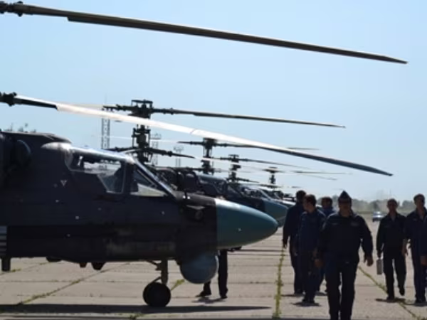 Tổng thống Putin mở tiệc chiêu đãi quân nhân tham chiến tại Syria ảnh 2 Tổng thống Putin mở tiệc chiêu đãi quân nhân tham chiến tại Syria ảnh 2