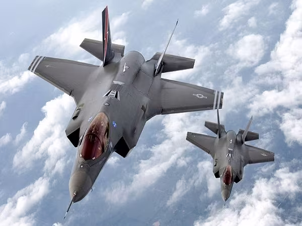 Tại sao Mỹ phải kéo dài "tuổi nghỉ hưu" của F-35? ảnh 1